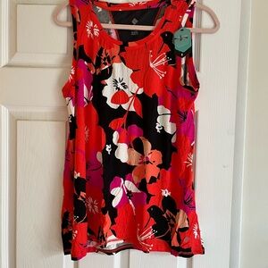 Jones New York Red and White Floral Tank Top